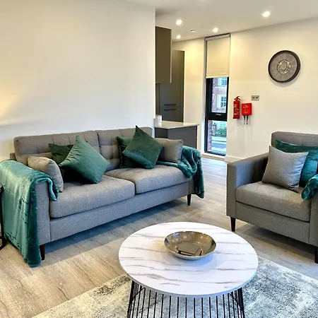 Luxury 2 Bedroom With Free Use Of Onsite Gym York