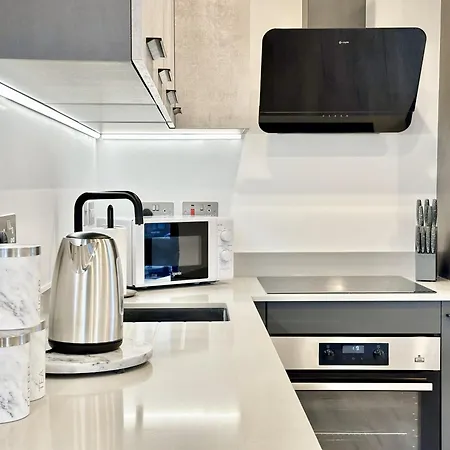 Luxury 2 Bedroom With Free Use Of Onsite Gym Apartman York