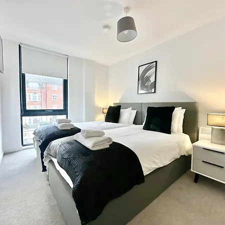 Luxury 2 Bedroom With Free Use Of Onsite Gym